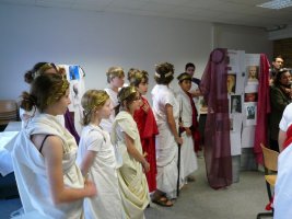 Théâtre Latin 1er décembre 2012 (photo : parents d'élèves)